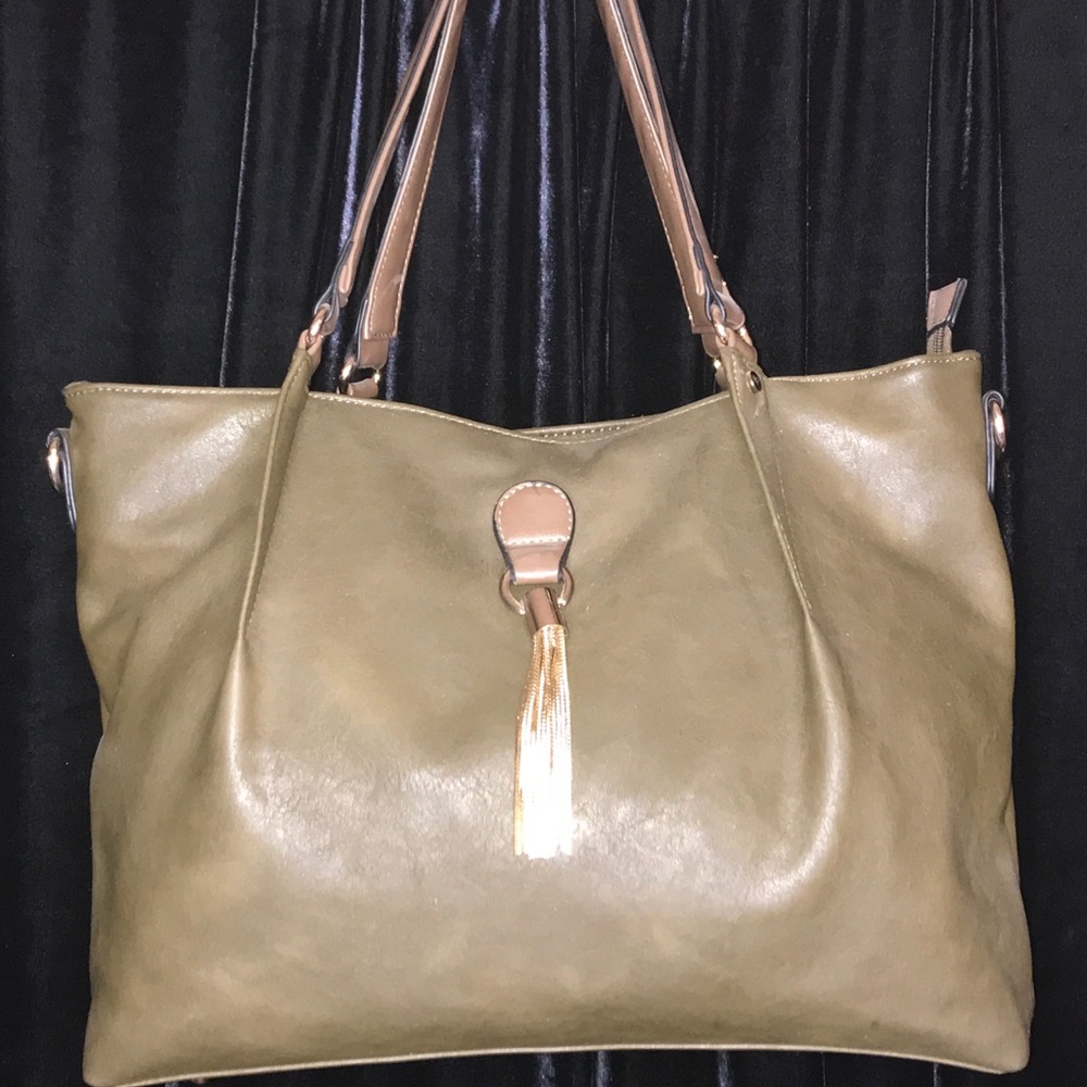 Hand bag